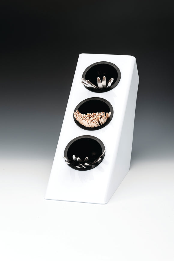 Mbajtese plastike + tasa inox x 3cope e bardhe